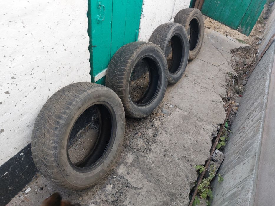 Продам зимние шины Sailun на 215/60/R16