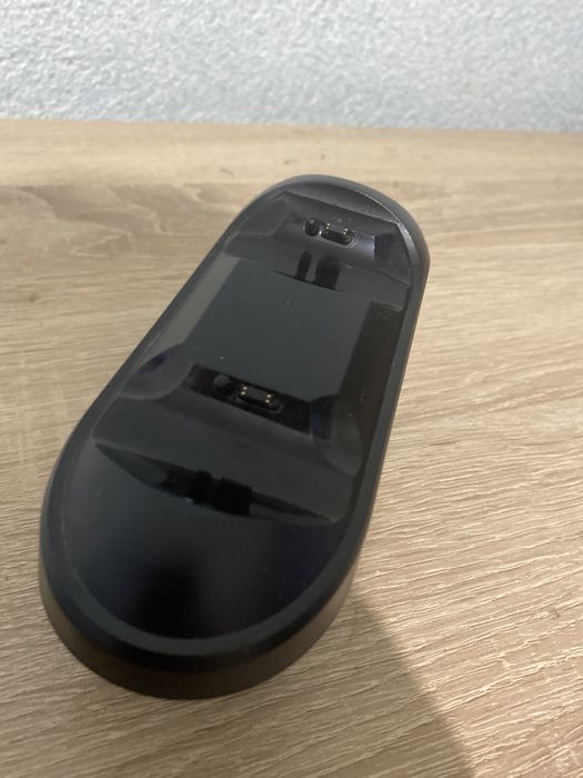 Конзола плейстейшен 4