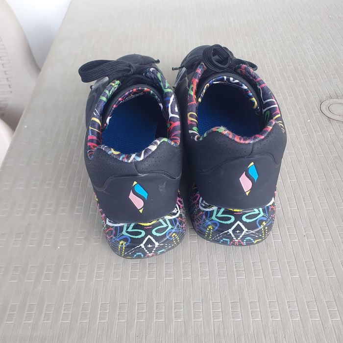 Маратонки Skechers номер 38