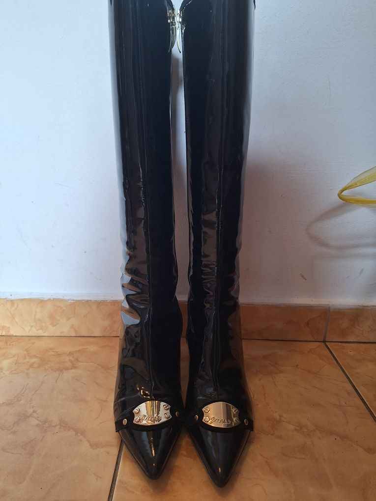 Cizme Guess mărimea 39