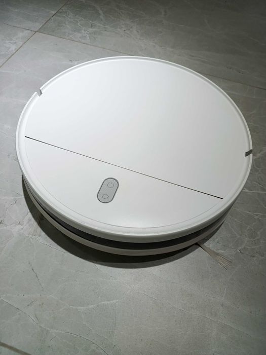 Робот пылесос  MI