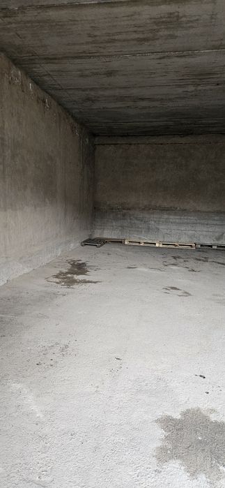 Сдам склады  с кваритирой во времянке