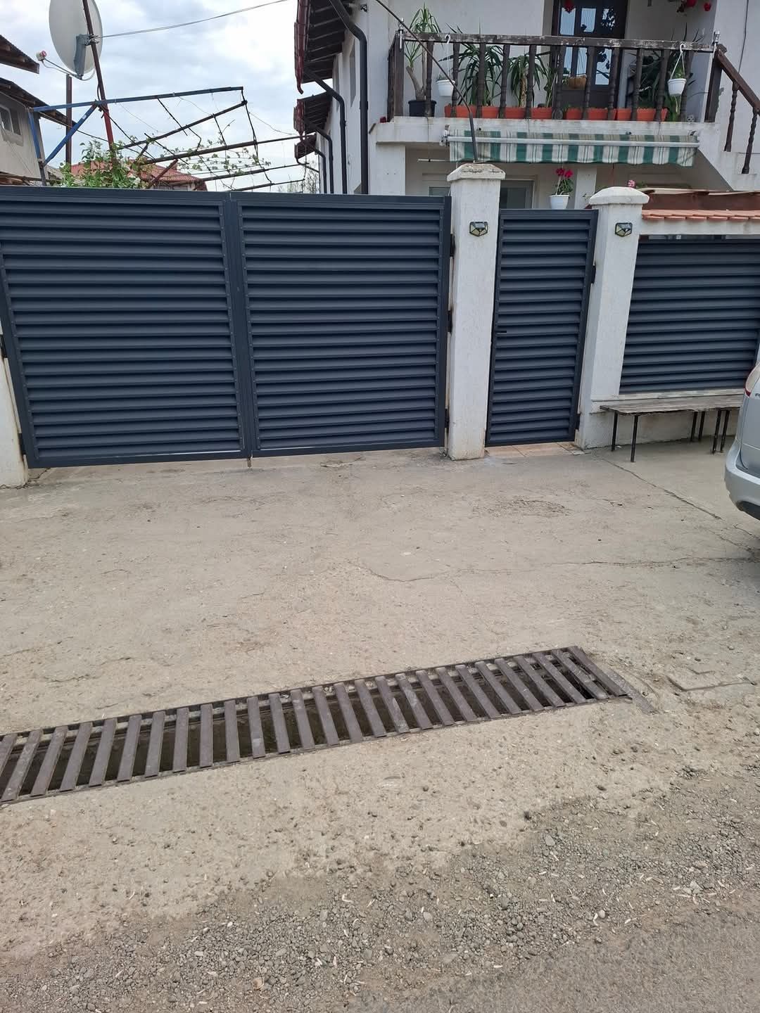 Garduri si porti