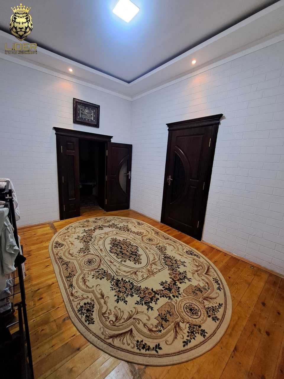Продается участок 5 соток (4 комнаты) ор-р Шарк Водник цена 100.000$