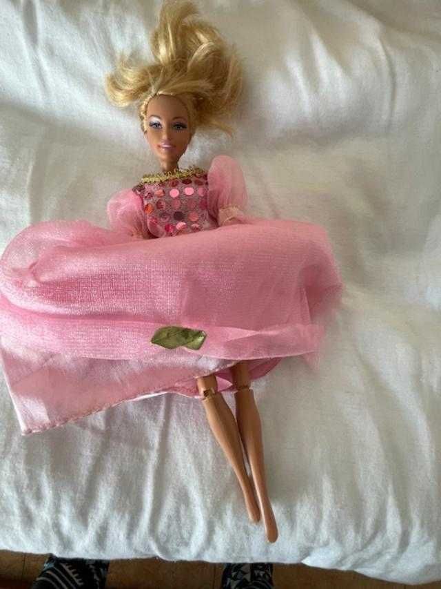 Кукла 2005 Mattel Inc, Индонезия
