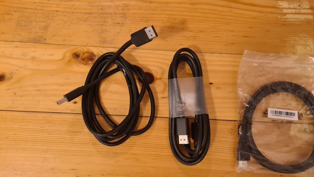 Cablu VGA Display Port HDMI Laptop PC Gaming Calculator