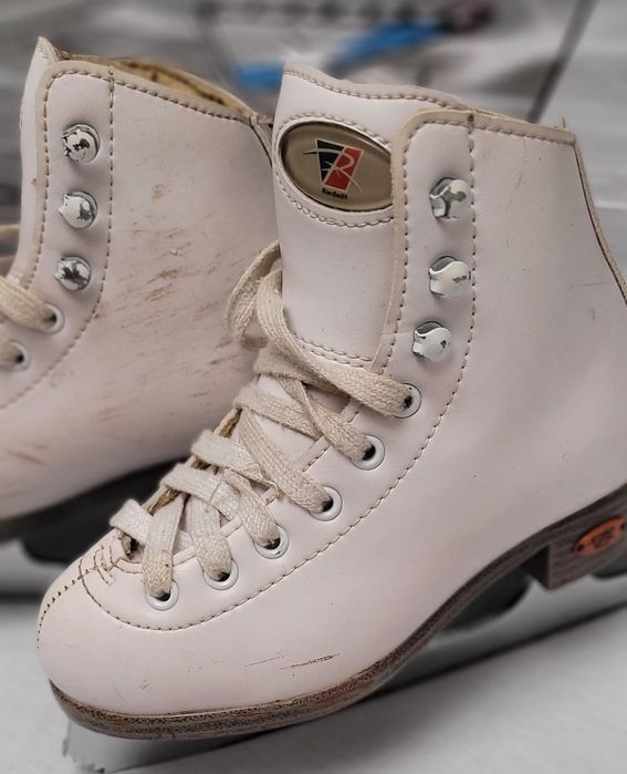 Коньки для начинающих  RIEDLLE  размер 1 (26) 173 см