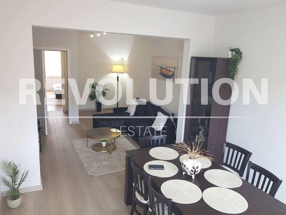 Тристаен апартамент в Центъра на Варна!