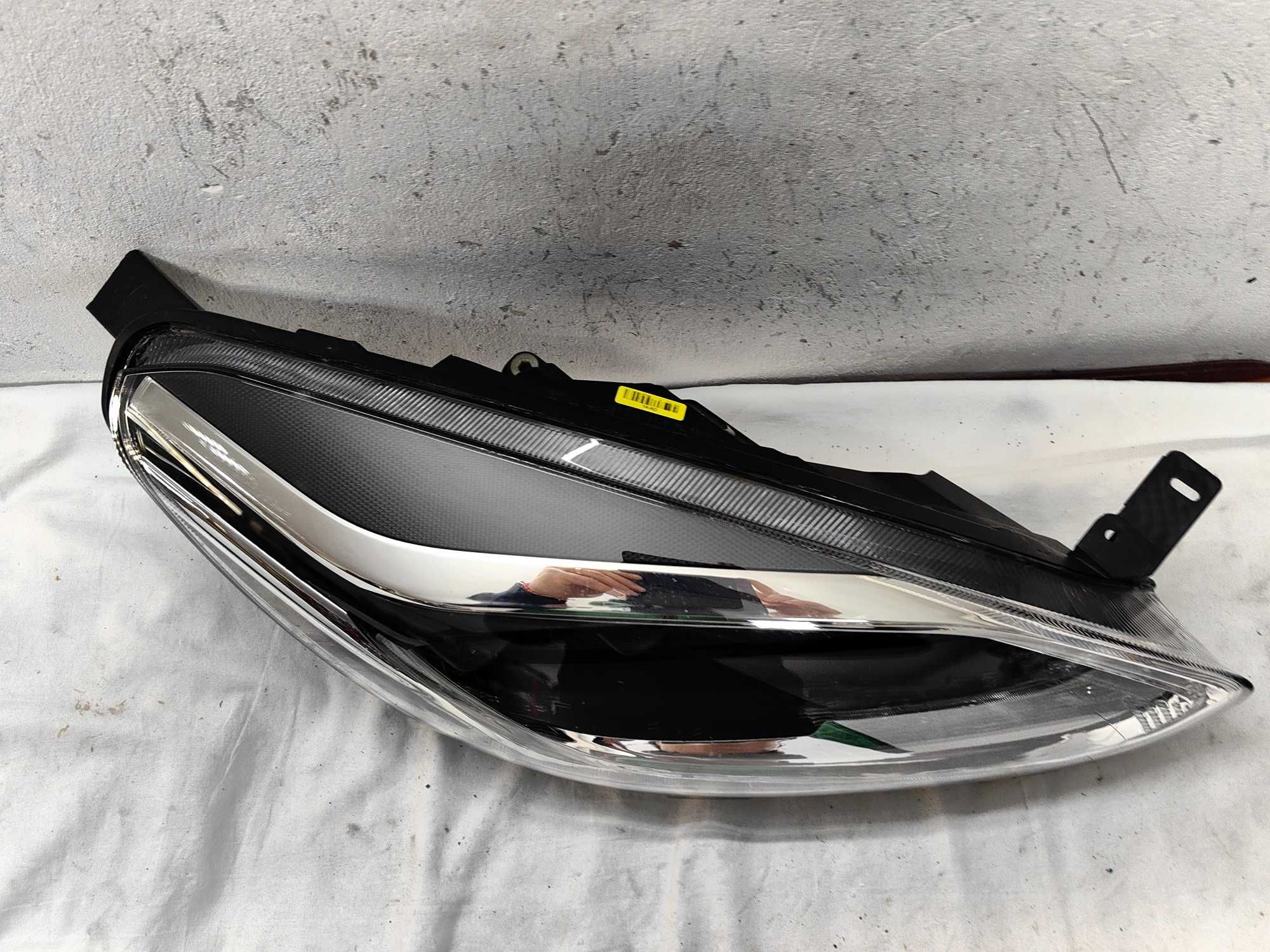 Оригинален фар Форд Фиеста  Ford Fiesta  Full Led