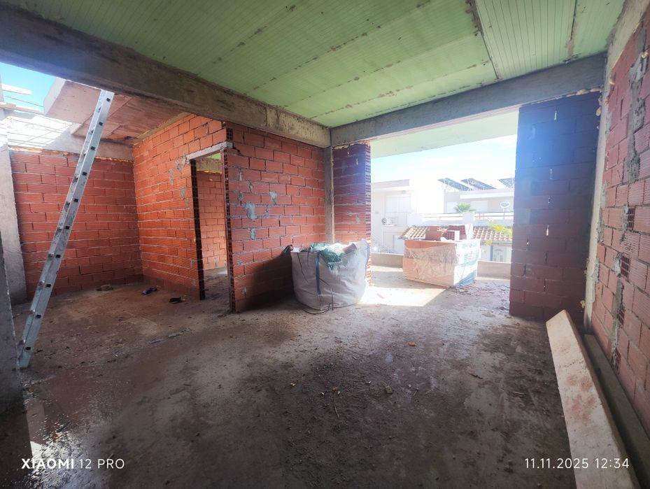 ПРОДАВА Мезонет в процес на строителство