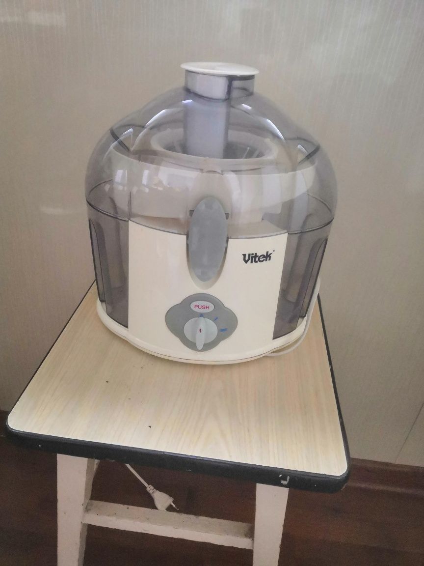 соковыжималка Vitek  sl -138  500 ват