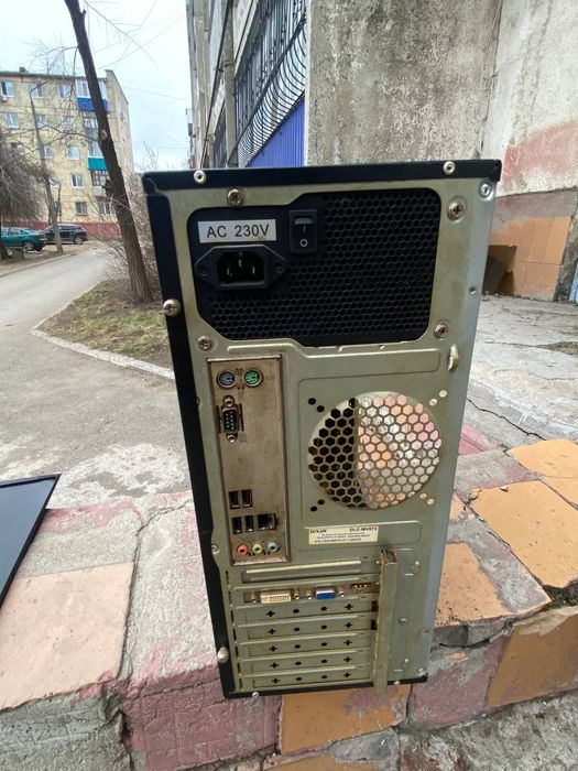 Продам компьютер без жоского диска