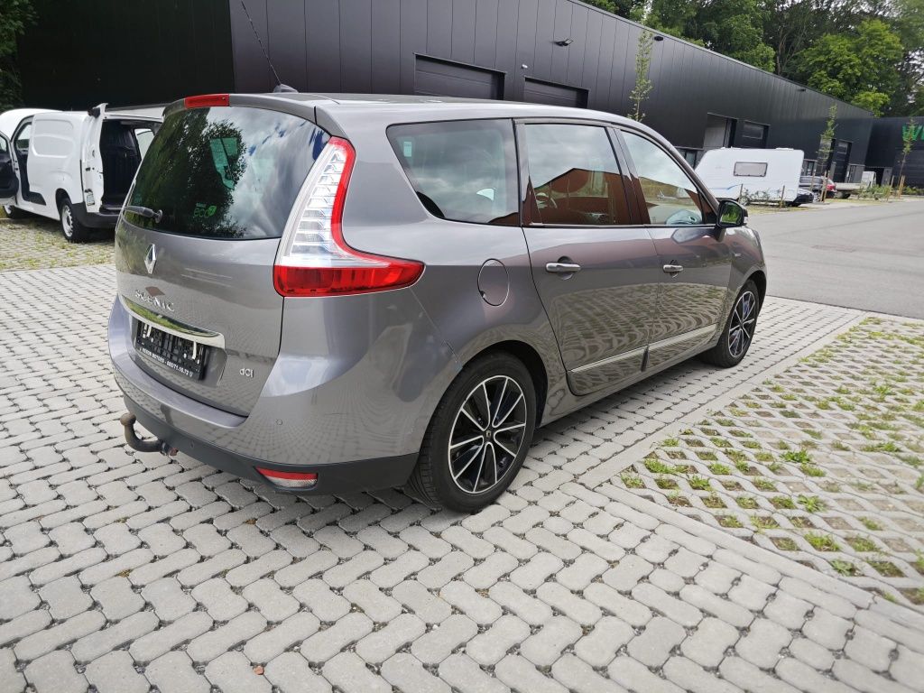 RENAULT Grand SCENIC  3 BOSSE facelift