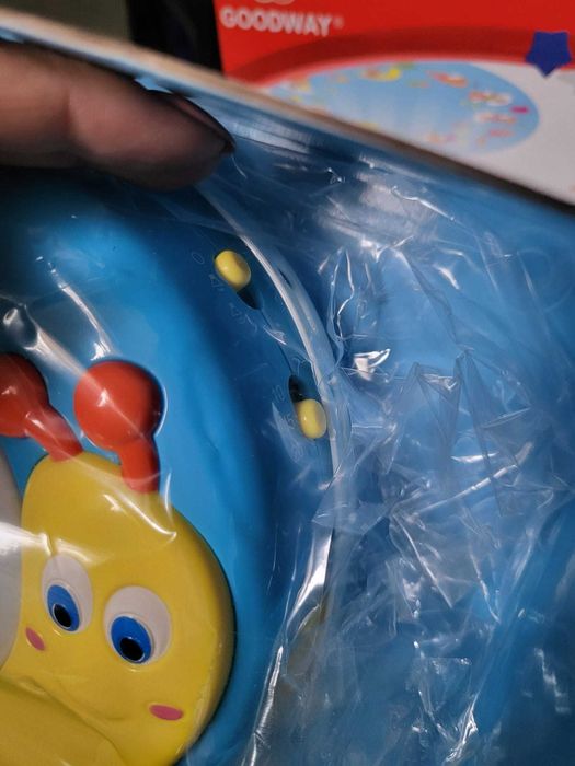 Proiector pentru bebelusi/copii melc cu muzica, lumini si sunete