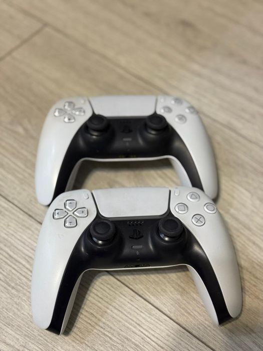 Приставка PS 5, в отличном состоянии