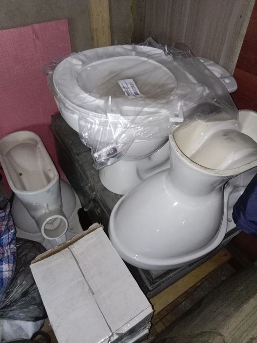 Продам унитаз за все 20000