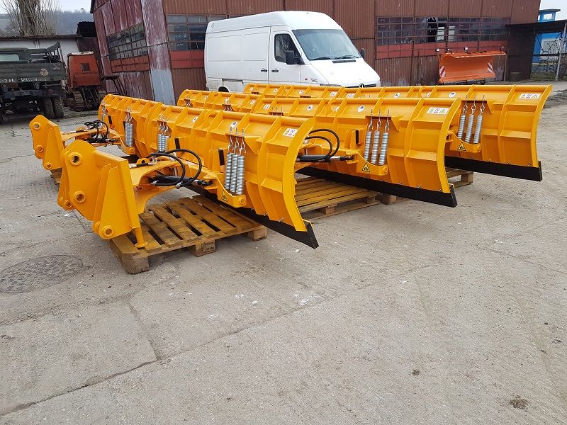 Lama zapada buldoexcavator 2700 mm - Plug zapada buldoexcavator