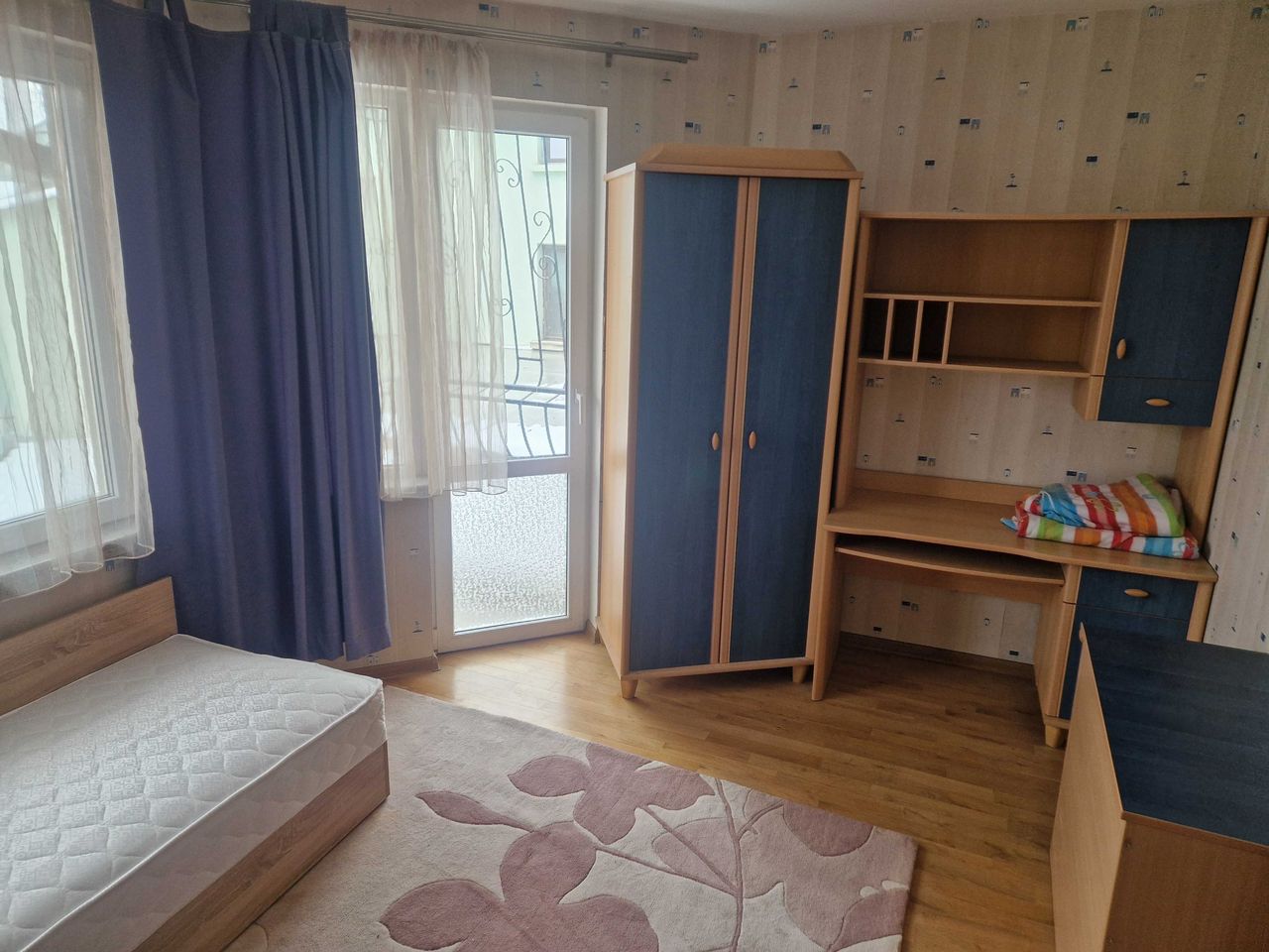 Дава се под наем Тристаен апартамент в Пловдив, Съдийски - 84 кв.м за 459 € - Снимка #3