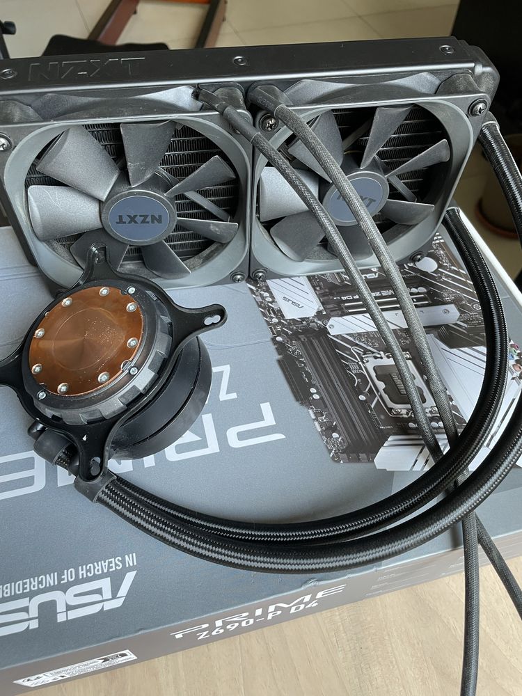 Комплект Z690 + i7 13700k