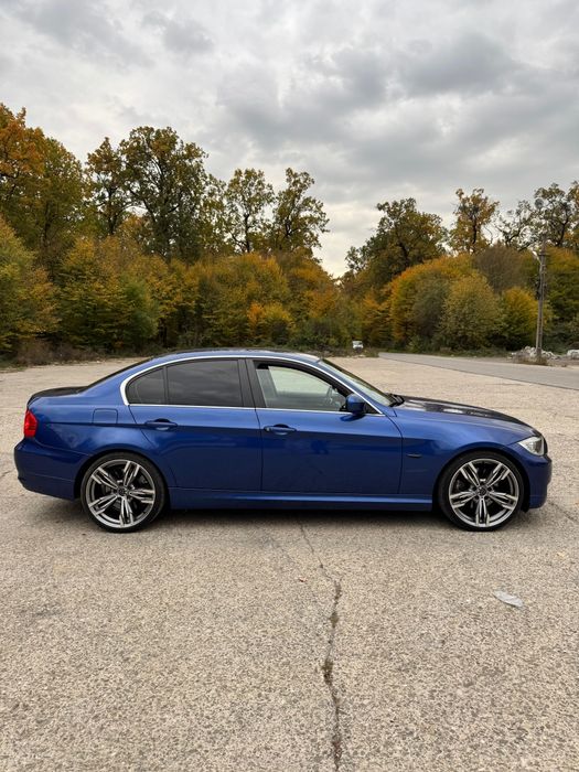 Vând BMW seria 3 e90 325d facelift