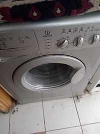 Mașină de spălat rufe Whirlpool Wil 105s pt piese sau rabla