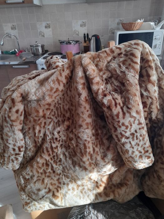 Продам шубку цигейка