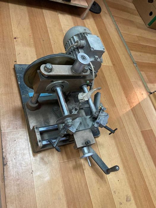 Продам. .   Станки