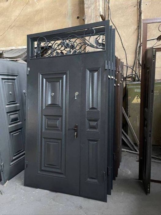 Temir eshiklar. Железная двери