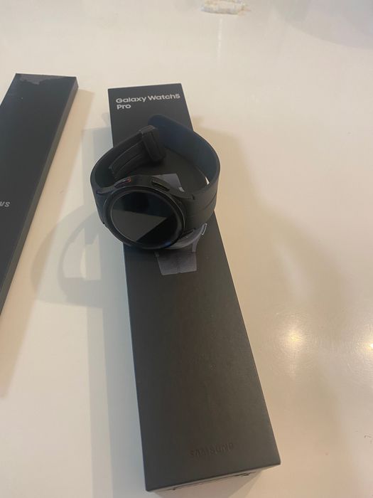 Samsung Galaxy Watch5 Pro (Bluetooth, GPS) – ca nou