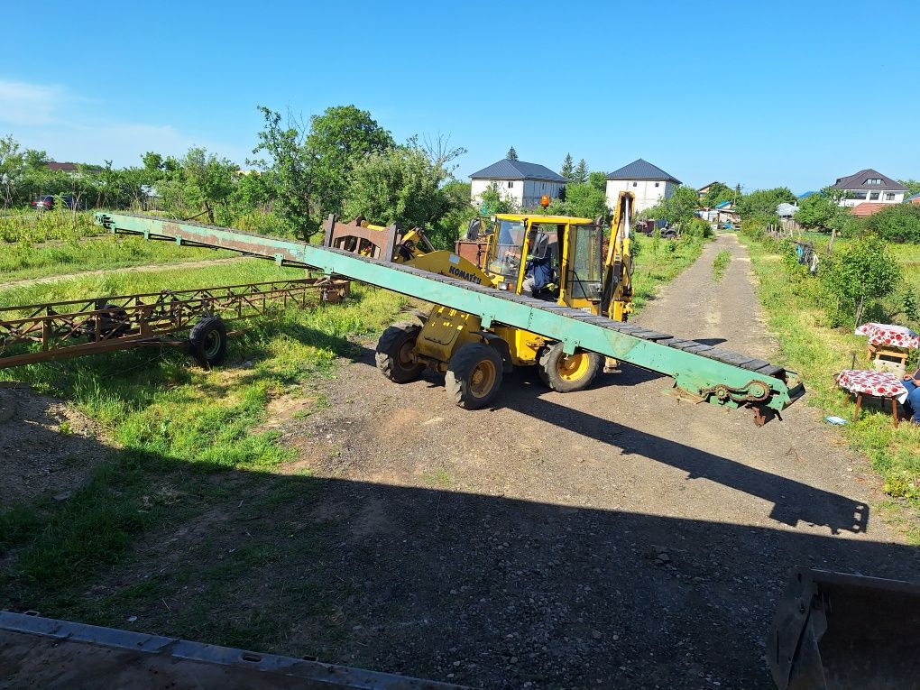 Vând banda transportoare latime 50cm lungime 10m se demontează l