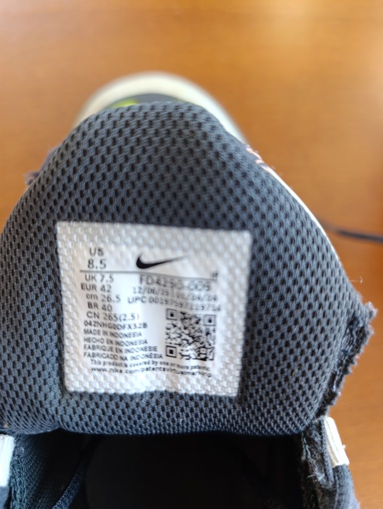 Маратонки nike 42 - 26.5 см