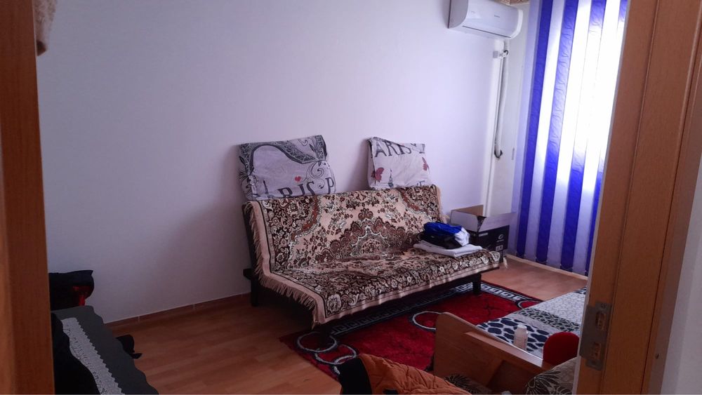 Vand apartament 2 camere