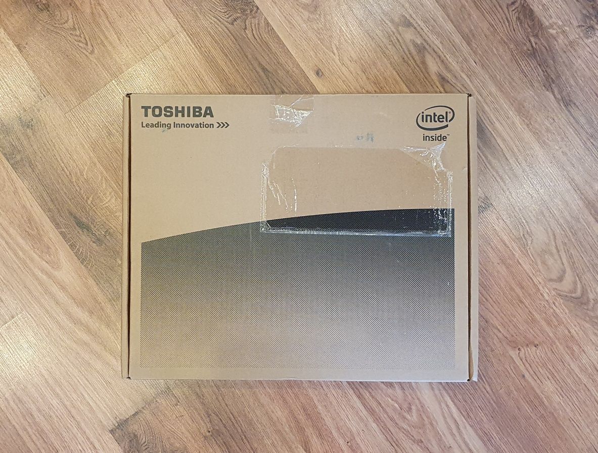 Лаптоп TOSHIBA Satellite L50 Intel 2.58 Ghz 8 GB RAM 240 GB SSD