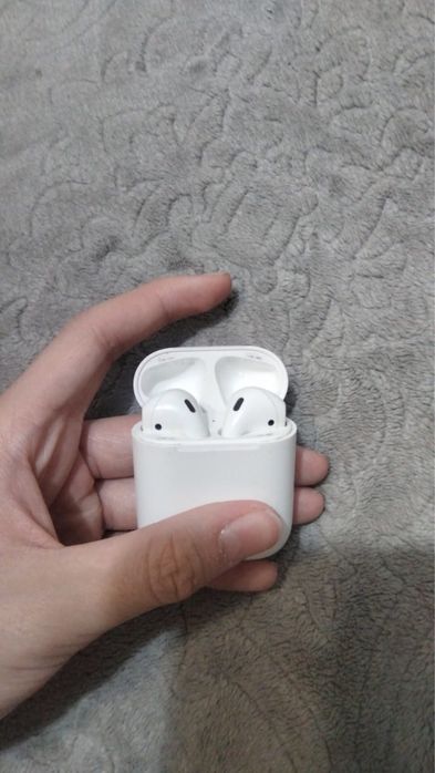 продам airpods 2