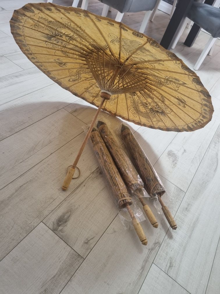 Umbrela chinezeasca de hartie