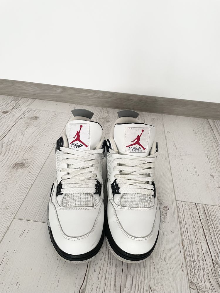 Jordan 4 White Cement