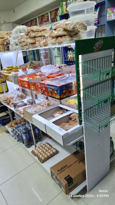 Стилаж, савдо полкалари