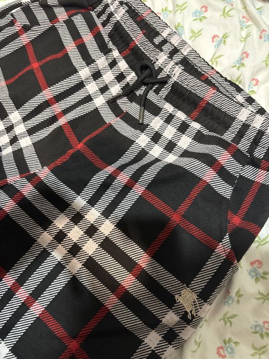 Burberry летен екип