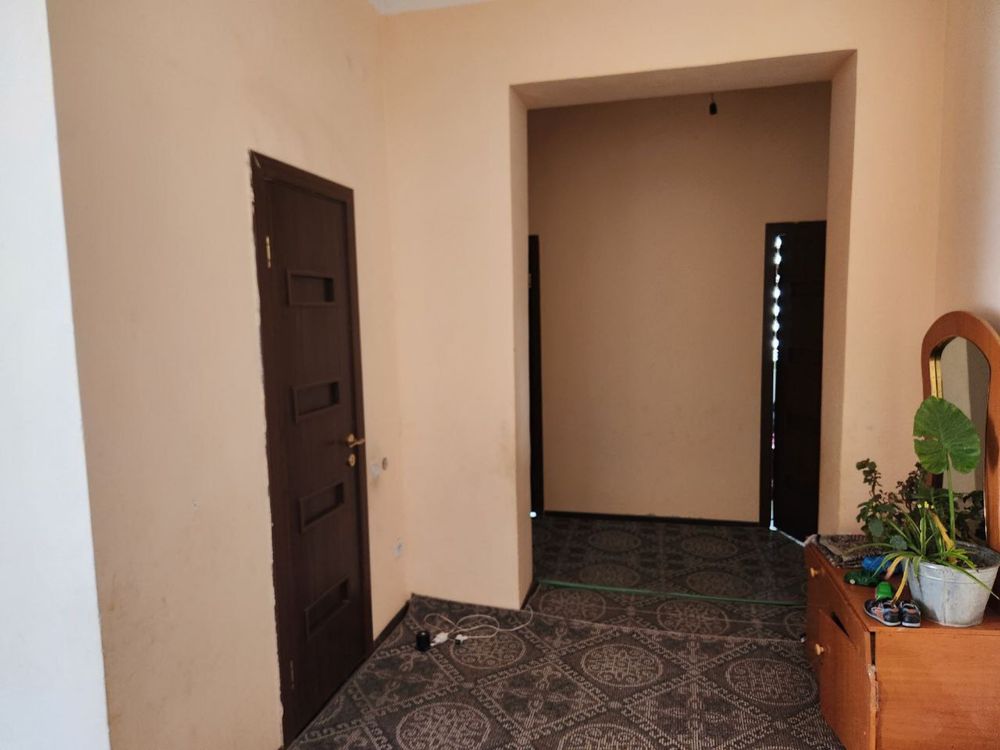 Kottejd sotiladi yoki ijaraga beriladi. 50.000$(yana kelishiladi)