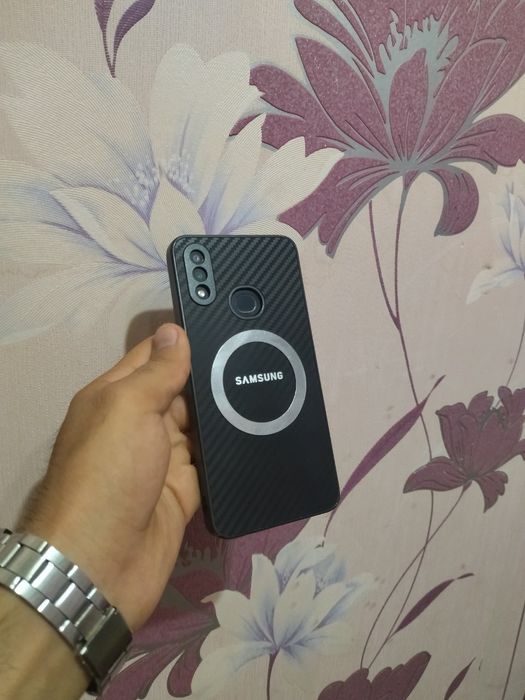 Samsung Galaxy A10s sotiladi