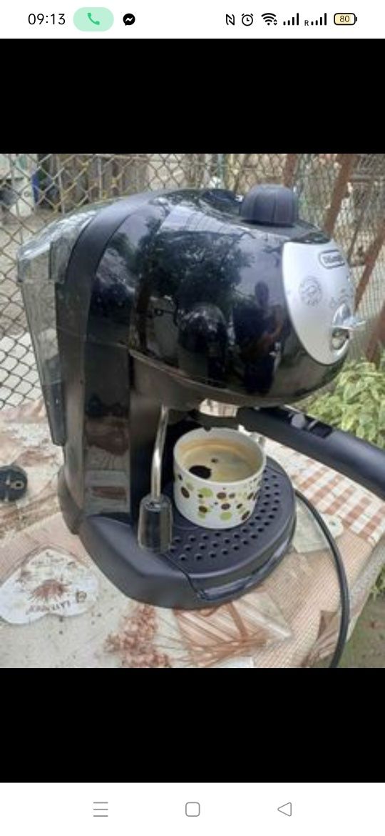 Mașina de cafea măcinată,Expresor cu cafea măcinată