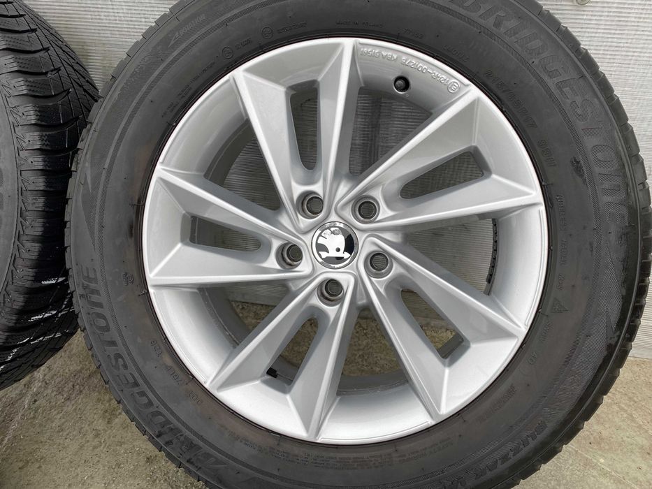 Jante originale Skoda 17 cu anvelope de iarna