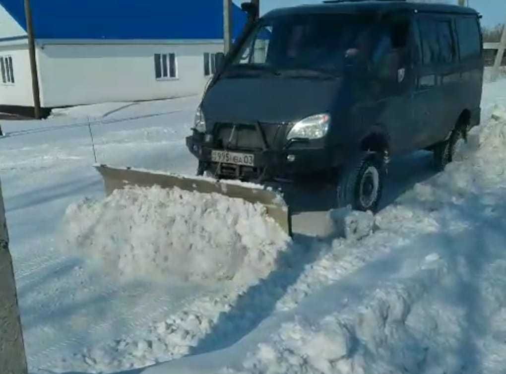Снегоуборочный отвал.