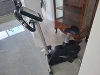 Vand aparate sport BICLICLETA electrică si Bancă abdomene