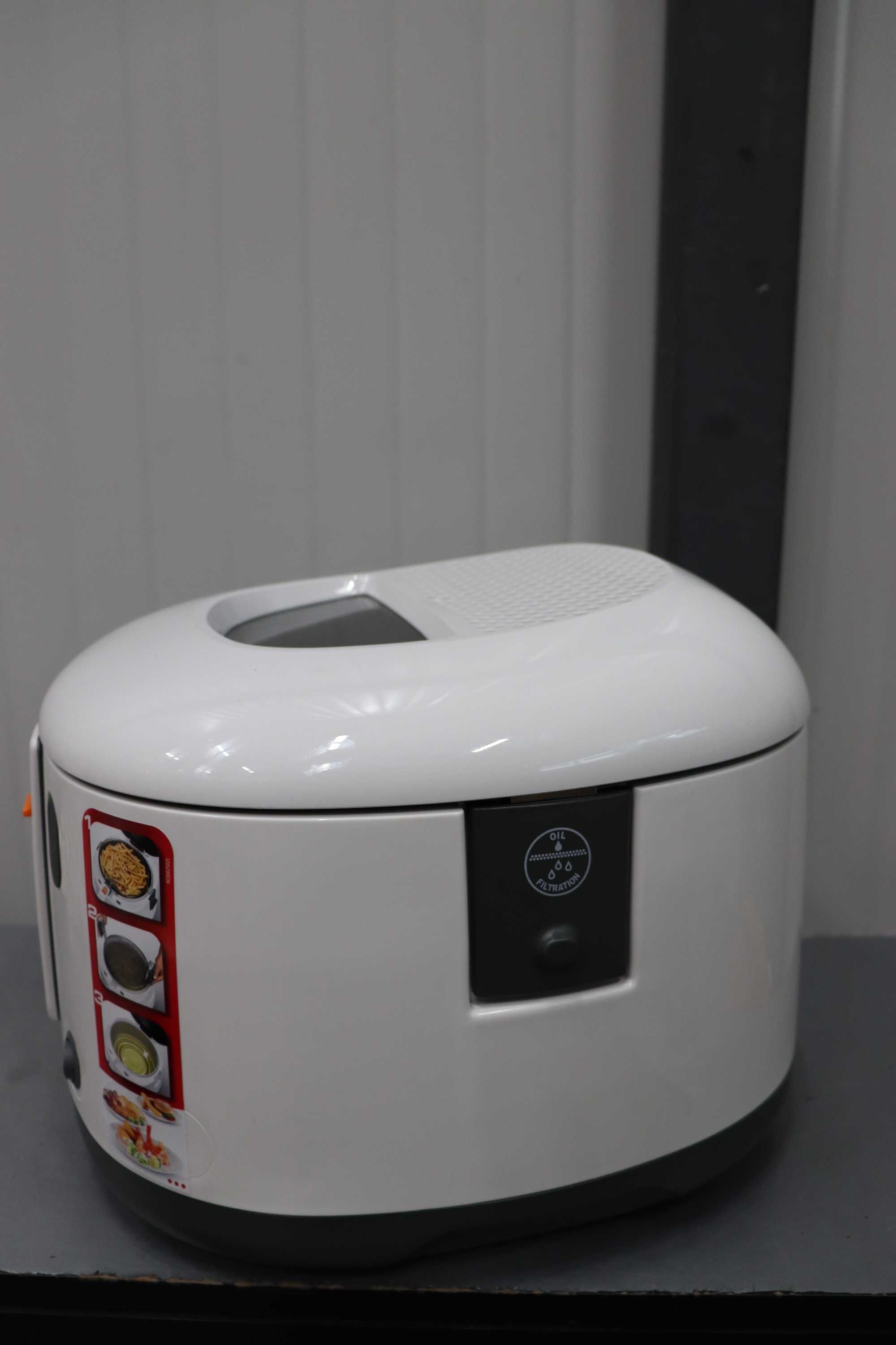 Фритюрник Tefal FF162131, Filtra One,вместимост 1,2кг,1900W