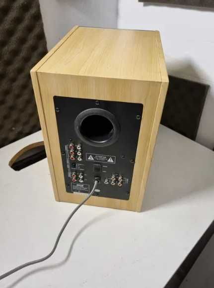 Subwoofer activ Avia A-866CE cu iesire sateliti 5.1