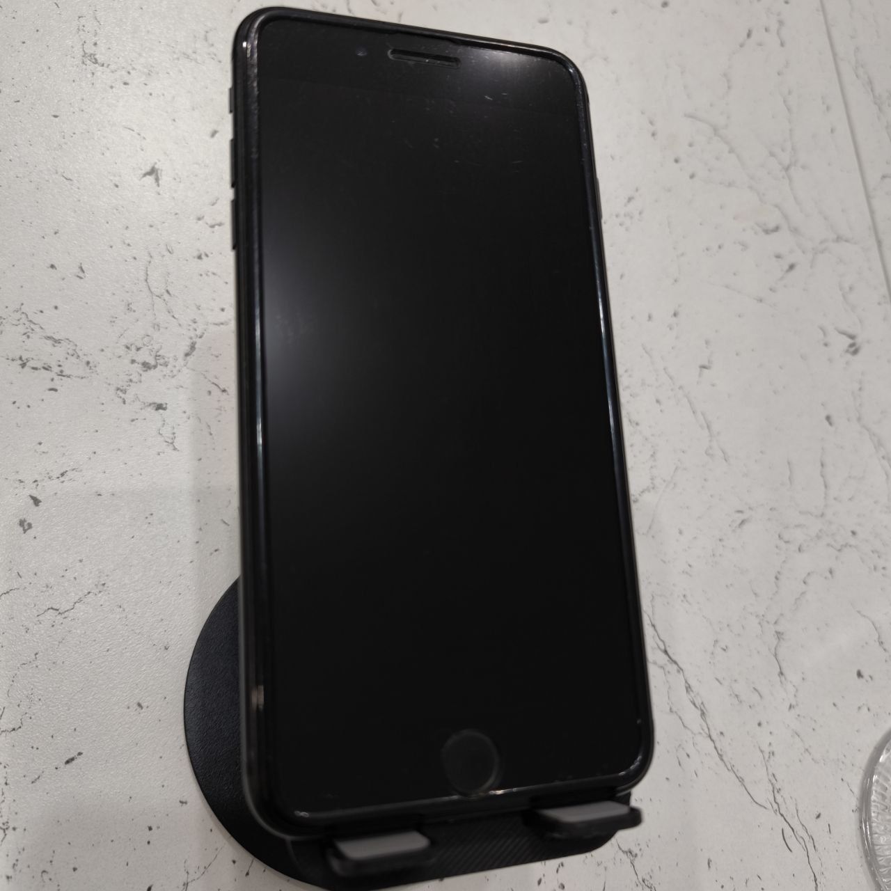 Iphone 7 plus в отличном состояний