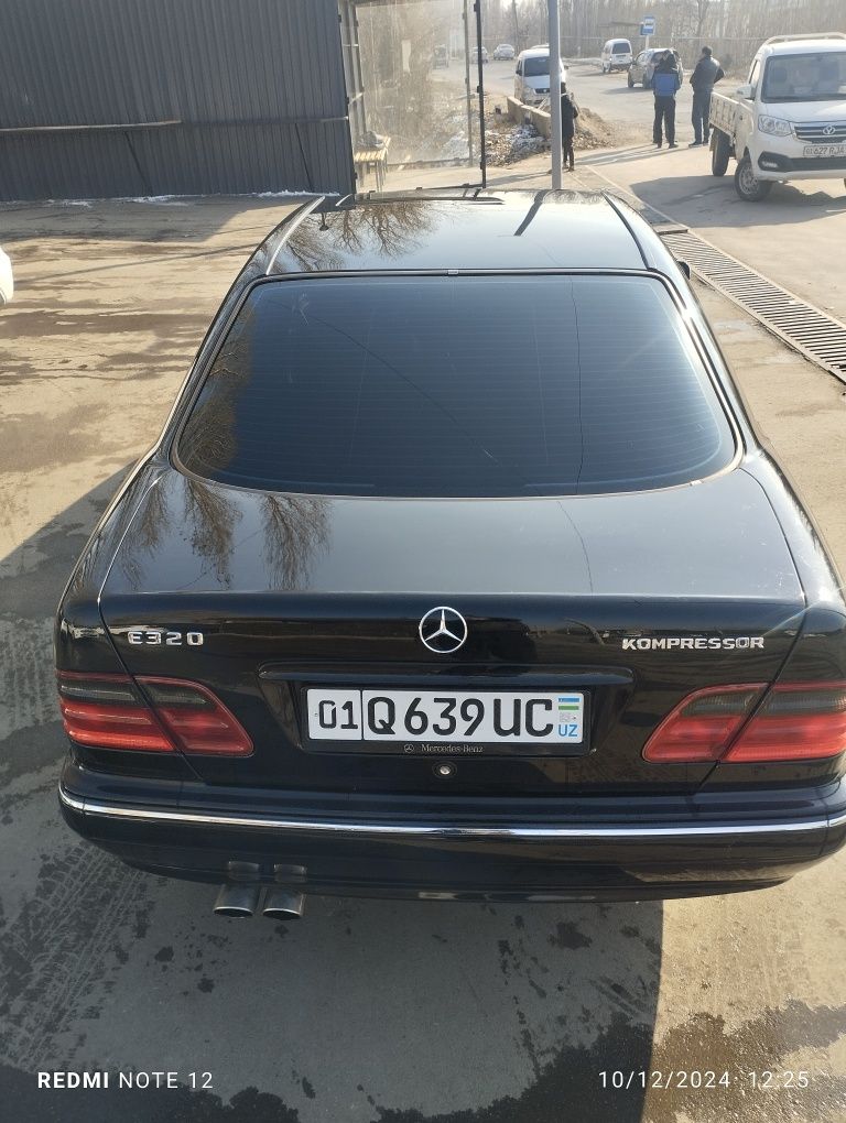 Mercedes 210 sotuvda