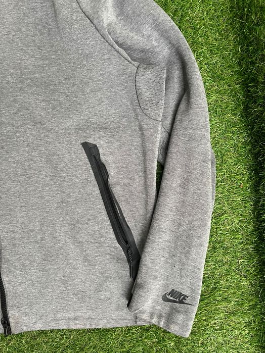 Мъжко горнище : Nike Tech Fleece L