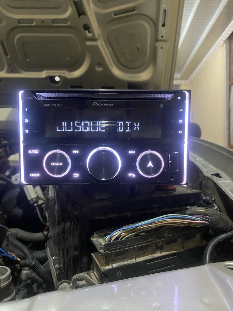 Pioneer 725